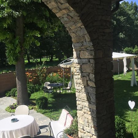 Gasthaus Ca 'D Gnese Castagnole delle Lanze Exterior foto